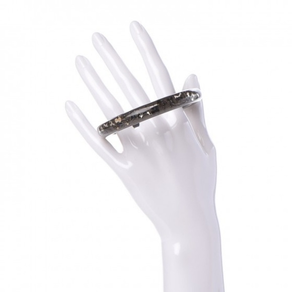 Authentic Louis Vuitton Resin Swavroski Br… - Picture 2 of 4